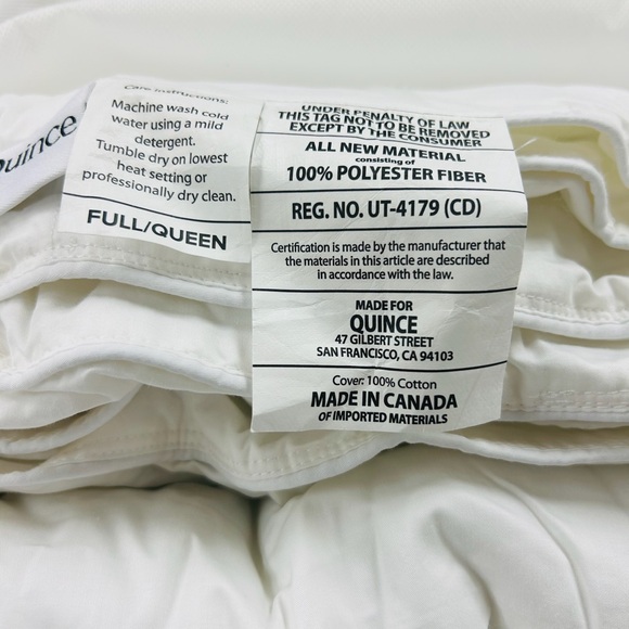 NWOT QUINCE Ultra-Warm Premium Down Alternative Comforter Full/Queen 4373 - Picture 8 of 10